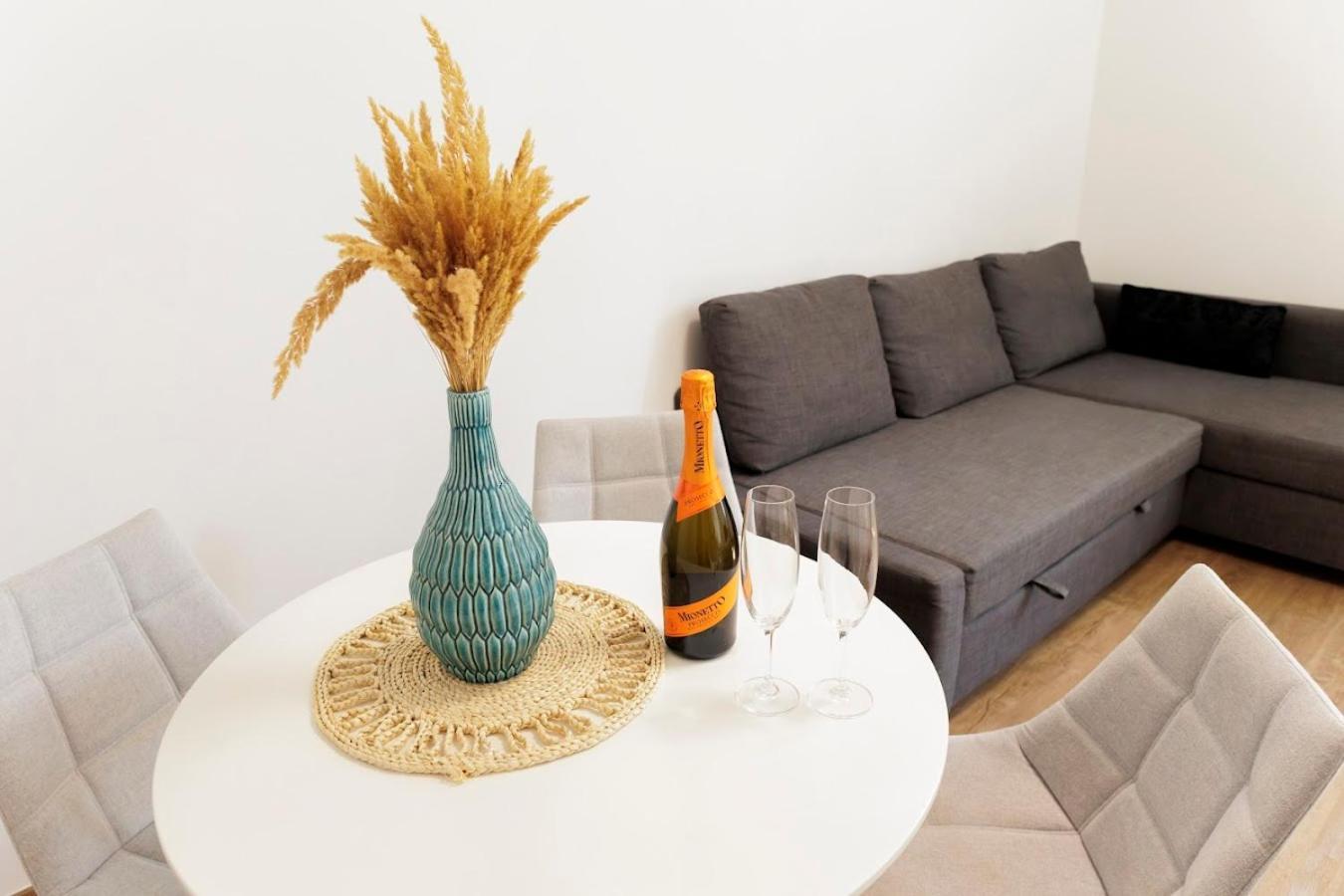Boutique Flat In Old Town Apartment Bratislava Exterior photo